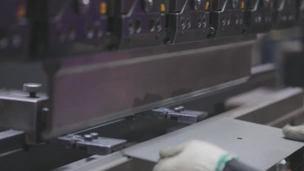 Людина Працює Машину Азіат Працює Гідравлічній Машині — стокове відео