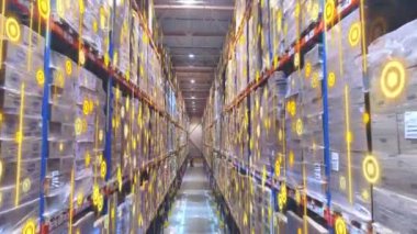 Depoda modern bir forklift. Modern teknolojilerin görselleştirilmesi. Grafikleri olan modern bir depoda forklift..