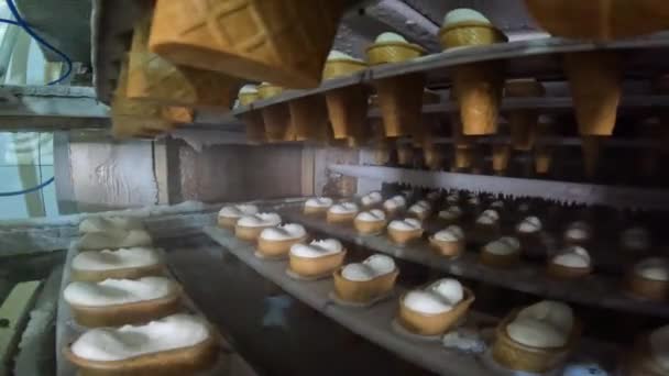 Produksi Krim Produksi Otomatis Dari Krim Garis Produksi Krim Otomatis — Stok Video