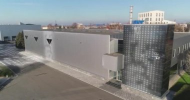 Havadan modern fabrika. Modern fabrika kavramı. Teknolojik fabrika hava görüntüsü. Modern bir bitkinin canlandırılması.