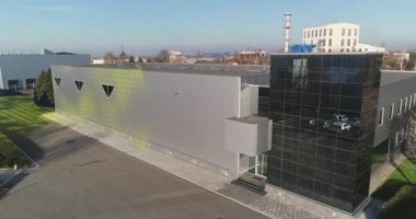 Havadan modern fabrika. Modern fabrika kavramı. Teknolojik fabrika hava görüntüsü. Modern bir bitkinin canlandırılması.