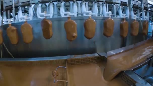 How Ice Cream Made Process Making Ice Cream Automated Ice — Stock Video