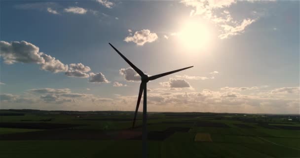 Generator Energii Wiatrowej Elektrownie Wiatrowe Odnawialna Energia Elektryczna Generator Wiatru — Wideo stockowe