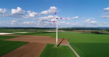 Rüzgar jeneratörü. Rüzgar jeneratörleri. Yenilenebilir elektrik. Rüzgar jeneratörü.