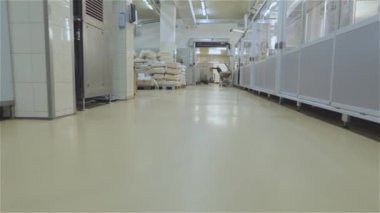 Modern uyuşturucu üretim atölyesi. Kuyrukluyıldız hazırlıkları için atölye çalışması. Güzellik salonunun içinde. endüstriyel iç.