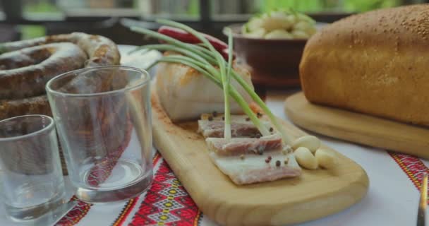 Stół Ukraińskimi Potrawami Ukraińskie Jedzenie Narodowe Stolik Świąteczny — Wideo stockowe