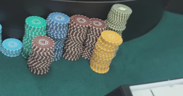 Primer Plano Fichas Póquer Fichas Del Juego Casino Chips Primer — Vídeos de Stock