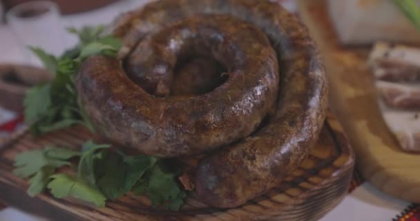 Ukrayna Yemekleriyle Dolu Bir Masa Ukrayna Ulusal Gıdası Kutlama Masası — Stok video