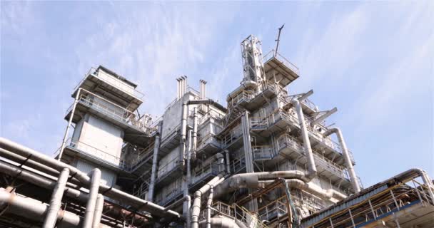 Zewnątrz Duża Fabryka Chemiczna Ogólny Plan Dużego Zakładu Chemicznego — Wideo stockowe