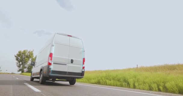 Slimme Logistiek Snelle Levering Met Slimme Logistiek Witte Minibus Met — Stockvideo