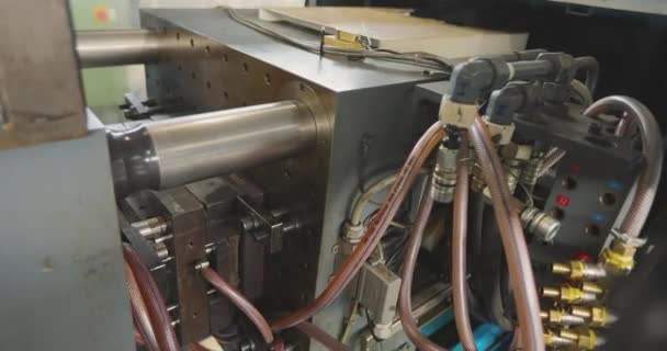 Thermoplastische Spritzgießmaschine Der Prozess Der Herstellung Eines Kunststoffteils Durch Spritzguss — Stockvideo