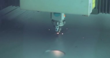 Metal Lazer Kesme Makinesi. CNC Lazer Kesme Makinesi. Lazer kesici makineleri. Masaüstü Lazer İşleme Makinesi.
