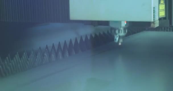 Metal Lazer Kesme Makinesi Cnc Lazer Kesme Makinesi Lazer Kesici — Stok video