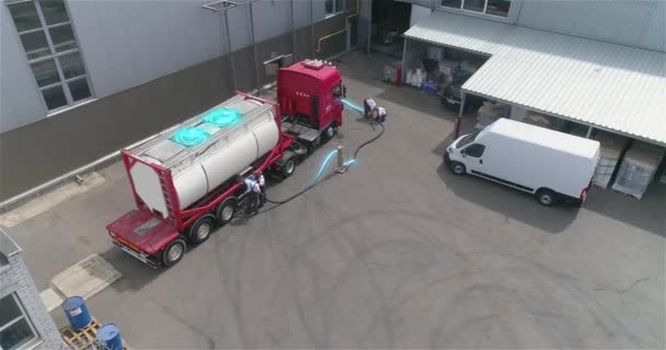 Pumping Liquid Tanker Factory Visualization Smart Chemical Factory Tank Truck — Αρχείο Βίντεο
