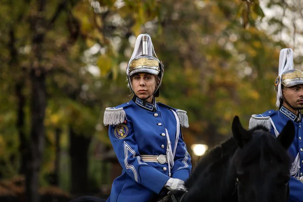 Bukareszt Rumunia Listopada 2022 Konna Członkini Rumuńskiej Jandarmi Jeźdźcy Rumuńskiej — Zdjęcie stockowe