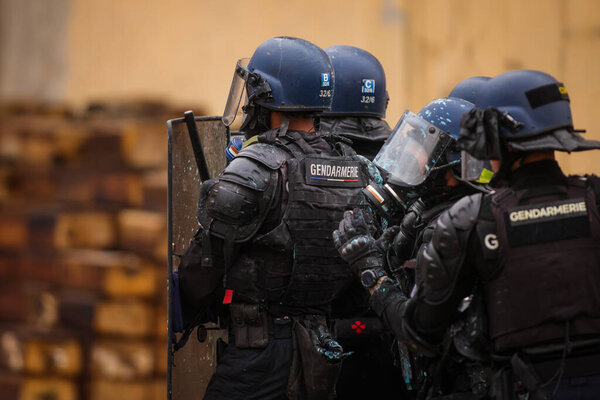 Ochiuri, Romania - September 25, 2025: Lithuanian riot policemen (Viesojo saugumo tarnyba) during an exercise in an international drill for security forces in Europe.