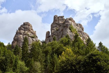 Tustan Kayalıkları, Tustan Cliff Kalesi 'nin bulunduğu yer..