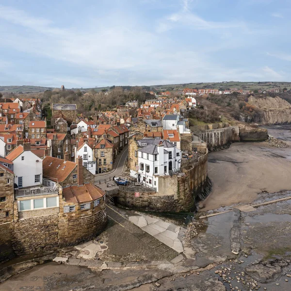 Robin Hoods Bay Whitby North Yorkshire Elevated View Sunny Day — Stock Photo, Image