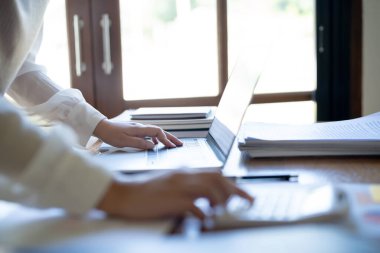 Maliyet Ekonomik Tasarruf ve Yatırım Konsepti Hesaplama Yatırım Çizelgeleri ve Hesaplama