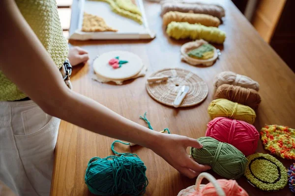 Punch Needle Asian Woman Making Handmade Hobby Knitting Studio Workshop — Stock Photo, Image