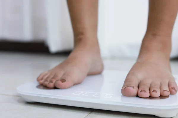 Feet Standing Electronic Scales Weight Control Measurement Instrument Kilogram Diet — Stock Photo, Image
