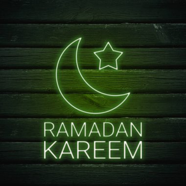 Ahşap arka planda Ramazan Kareem metni. Ramazan Mübarek 'i selamlıyorum, Bayram Mübareği. Ramazanın kutlu olsun, bayram tebrik kartı fikrin kutlu olsun. Kutsal ay. Boşluğu Kopyala.