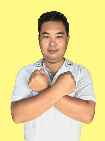 Asiatisk Man Gör Gest Med Armarna Korsade Som Korruption Tecken — Stockfoto