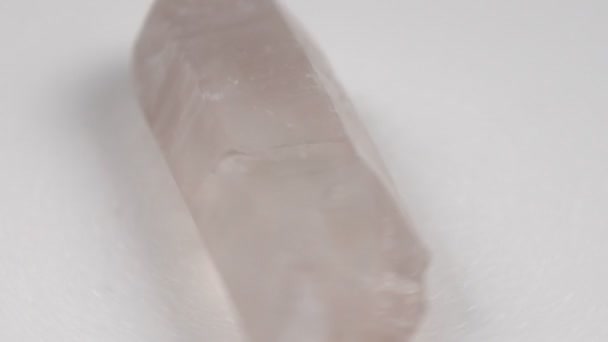 Mineral Natural Colección Geológica Piedra Cristalina Cuarzo Claro Crudo — Vídeos de Stock