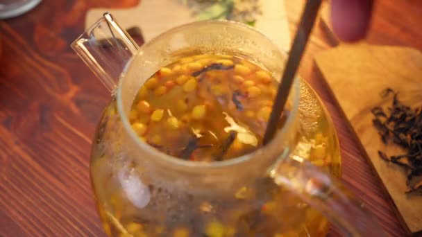 Preparation Sea Buckthorn Tea Prepare Vitamin Immune Drink Sea Buckthorn — Stok video