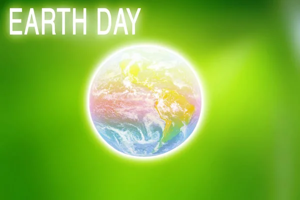 Země Planeta Rozmazaným Zeleným Pozadím Prostředím Koncept Dne Země Prvky — Stock fotografie