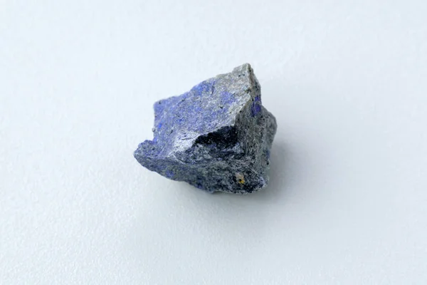 Dumortierite Close Blue Mineral Macro Outdoor Shot Geology White Background — Foto Stock