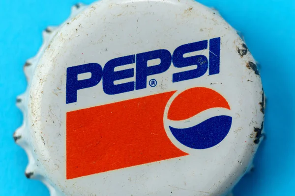 Tyumen Russia February 2023 Logo Pepsi Tutup Botol Gaya Retro — Stok Foto