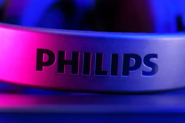 Tyumen Russie Août 2023 Marque Logo Philips Rapproche Philips Est Photos De Stock Libres De Droits