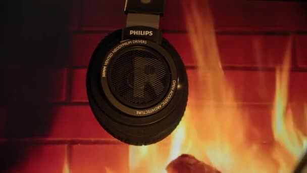 Tyumen Rússia Junho 2023 Fones Ouvido Philips Logo Shp9500 Philips — Vídeo de Stock