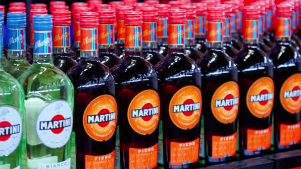 Tyumen Rússia Novembro 2023 Produtos Martini Quarta Marca Alcoólica Mais — Vídeo de Stock