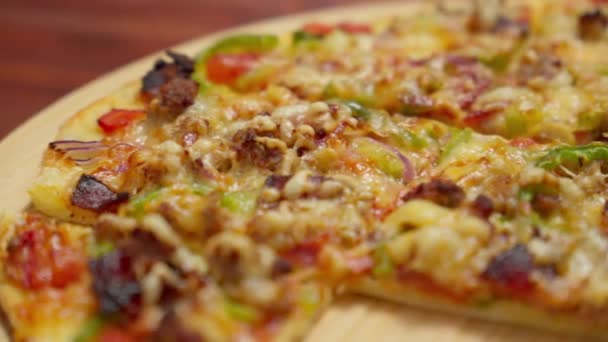 Louis Stílusú Pizza Kéreg Nagyon Vékony Ropogós Nincs Élesztő Tésztában — Stock videók