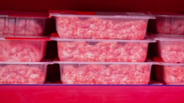 Pilha Carne Plástico Recipientes Carne Pronto Para Processamento Distribuição Ambiente — Vídeo de Stock