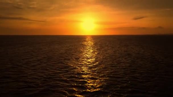 Вид Высоты Беспилотника Куклу Видом Райский Пляж Восход Солнца Азию — стоковое видео