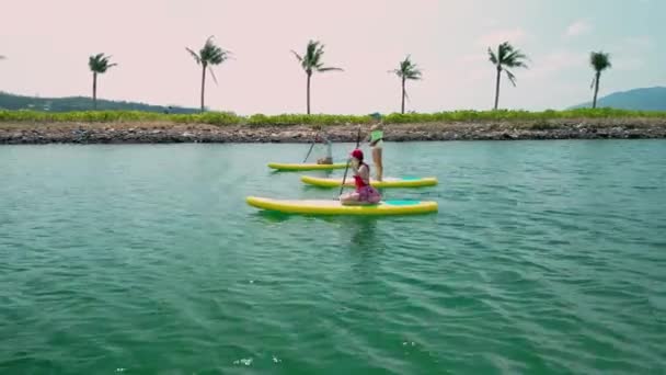 Вилла Вьен Нячанг Вьетнам Февраля 2023 Года Stand Paddle Recreation — стоковое видео