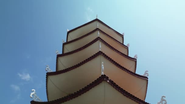 Dach Budynku Stylu Azjatyckim Zdjęcia Bliska Dolnego Rogu Kościoła Katolickiego — Wideo stockowe
