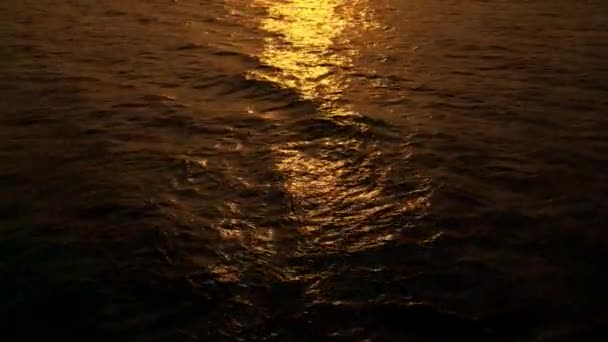 Sol Reflekterar Över Glittrande Hav Hav Vid Solnedgången Asien Vietnam — Stockvideo