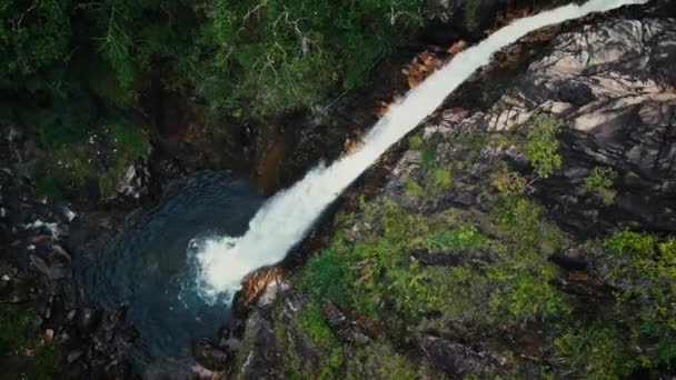 Amazing Bela Cachoeira Vietnã Queda Água Cai Superfície Água Pedras — Vídeo de Stock