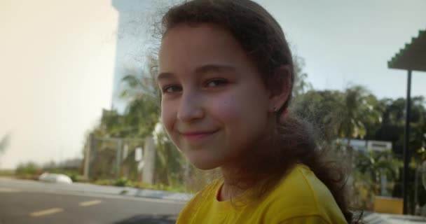 Anak Manis Ekspresi Wajah Bahagia Senang Wajah Tersenyum Gembira Potret — Stok Video
