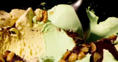 Kaşık dondurma aromalı çikolata, yakın plan Top view yiyecek konsepti..