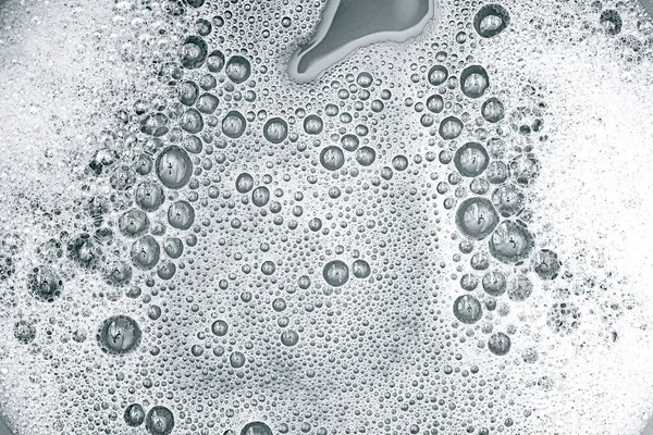 水面上の白い石鹸泡の質感や背景 — ストック写真