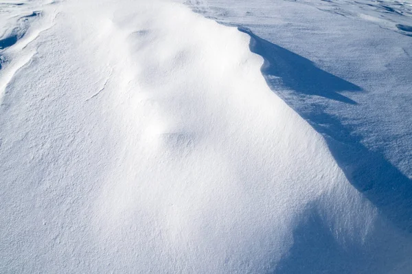 闪烁不定的雪地 自然界中冰面为质感或背景 文字空间 — 图库照片