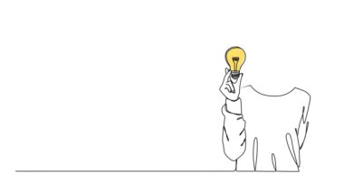 Animasyonlu tek çizgi halinde genç bir kadının parlayan ampulü kaldırdığı çizgi çizimi, çizgi sanat animasyonu