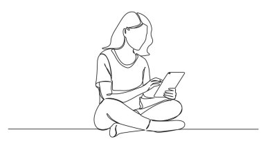 Tablet bilgisayar kullanarak yerde oturan genç bir kadının durmaksızın çizdiği çizgi çizimi.