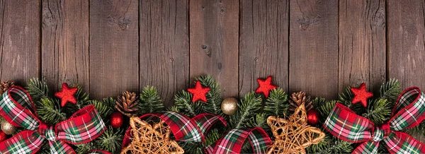 Borde Inferior Navidad Adornos Ramas Arcos Cuadros Rojos Verdes Cinta —  Fotos de Stock