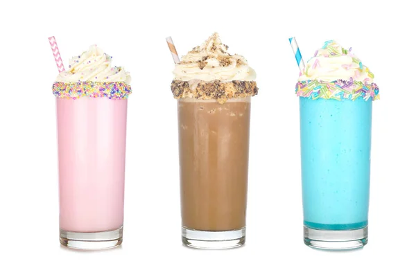 Διασκέδαση Πολύχρωμο Καλοκαίρι Milkshakes Σαντιγί Απομονώνονται Λευκό Φόντο Γλυκά Ποτά — Φωτογραφία Αρχείου